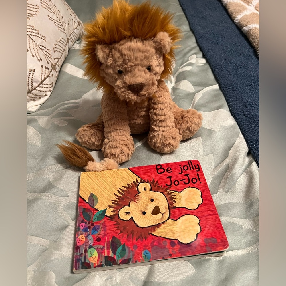 Jellycat Jo-Jo the lion stuffed animal and book set
